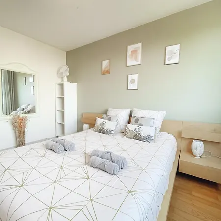 Spacieux Avec Balcon Apartamento Bourg-en-Bresse