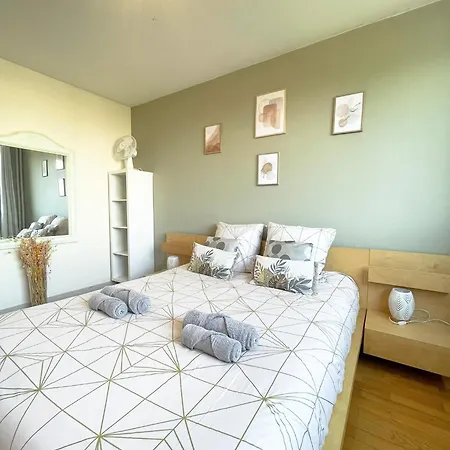 Apartamento Spacieux Avec Balcon