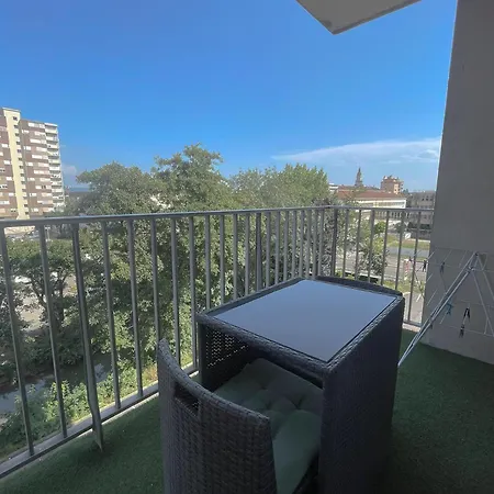 Spacieux Avec Balcon Apartamento *